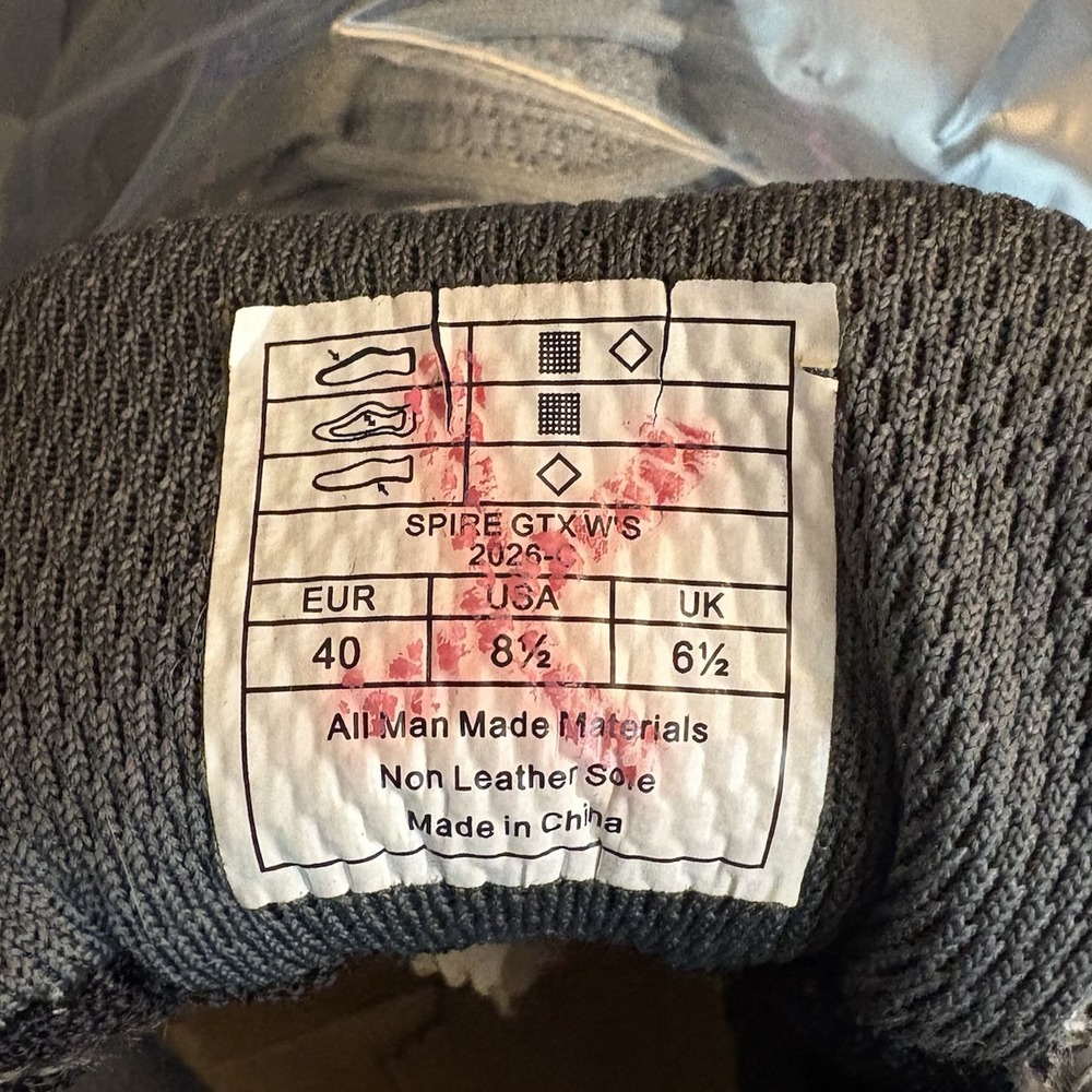 La Sportiva Spire GTX Women's Hiking Shoes Gray Vibram‎ Gore-Tex Size 8.5 - Picture 8 of 10